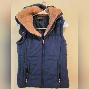 Navy Hooded Puffer Vest